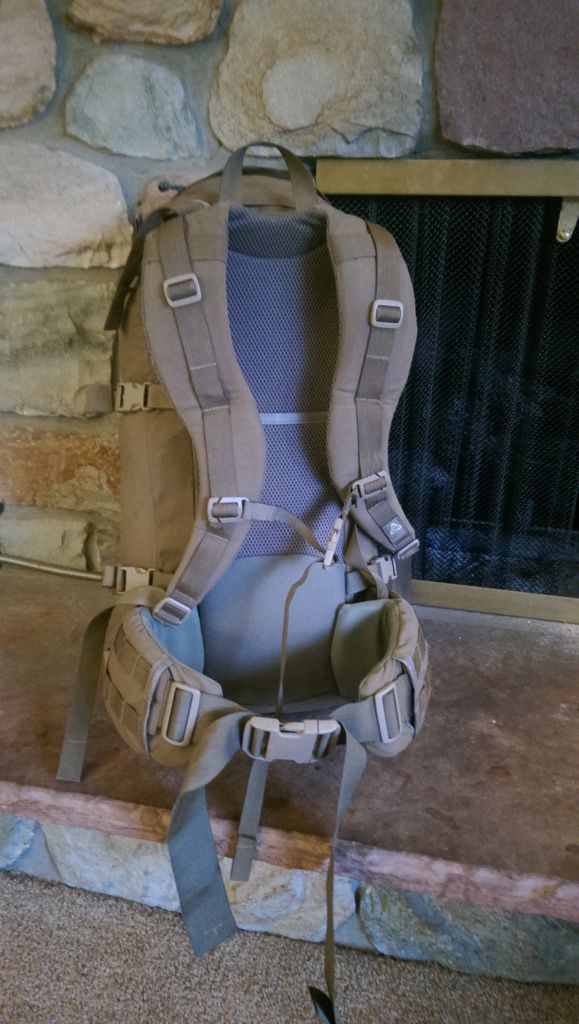FS MR Mystery Ranch Dragon Slayer Backpack, Coyote, Med. & Hipbelt